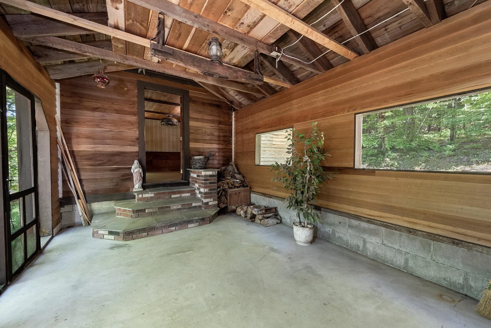 634 Old Bristol Road New Hampton NH 03256