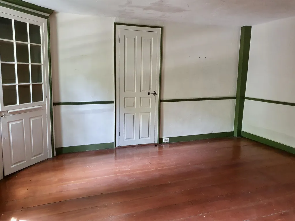 2 Hickory Lane Kensington NH 03833