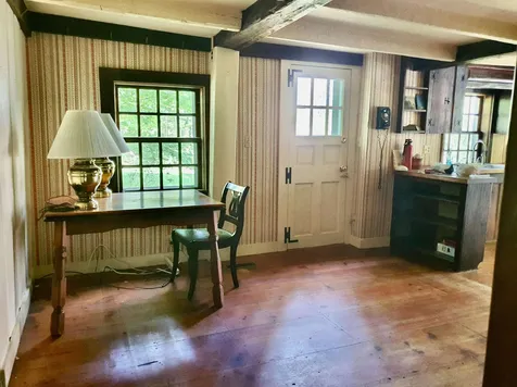 2 Hickory Lane Kensington NH 03833