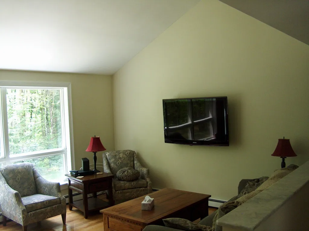 90 Tower Hill Road Candia NH 03034