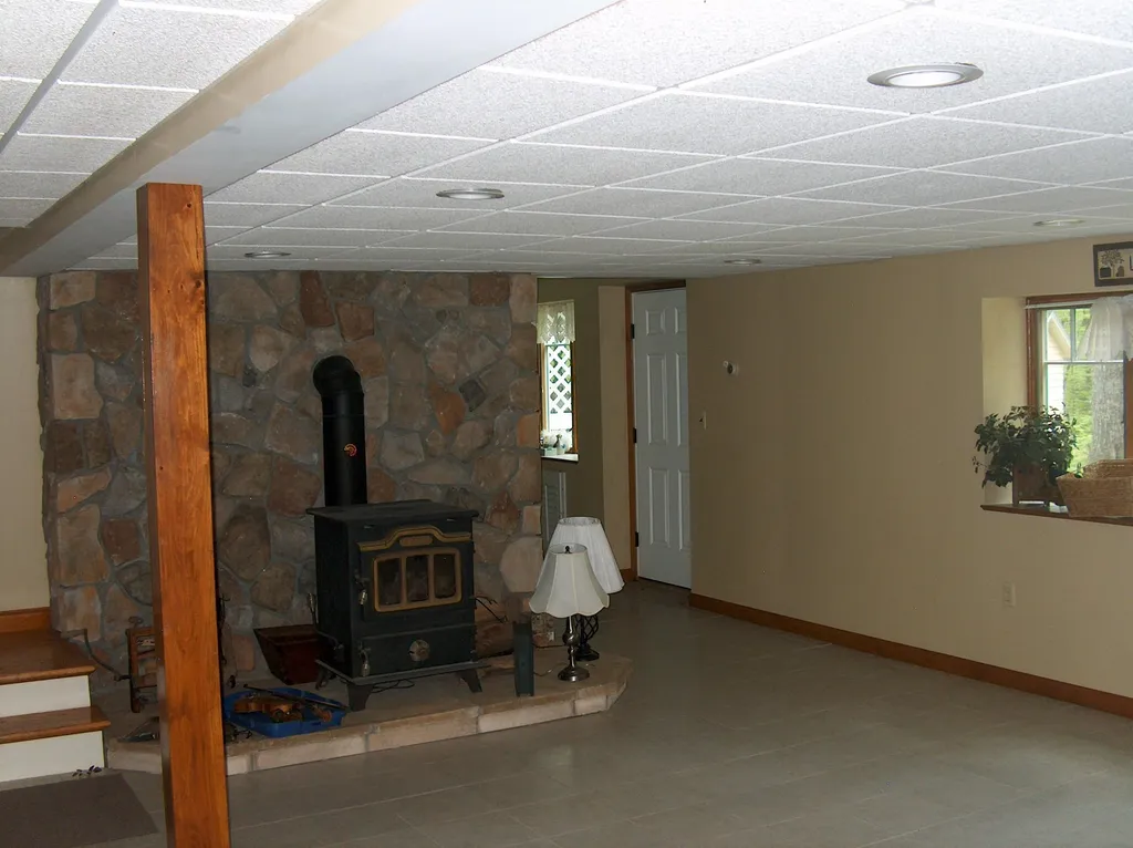 90 Tower Hill Road Candia NH 03034