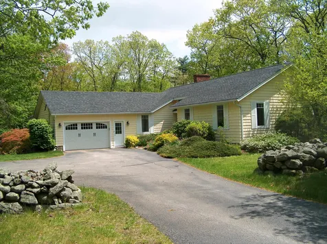 90 Tower Hill Road Candia NH 03034