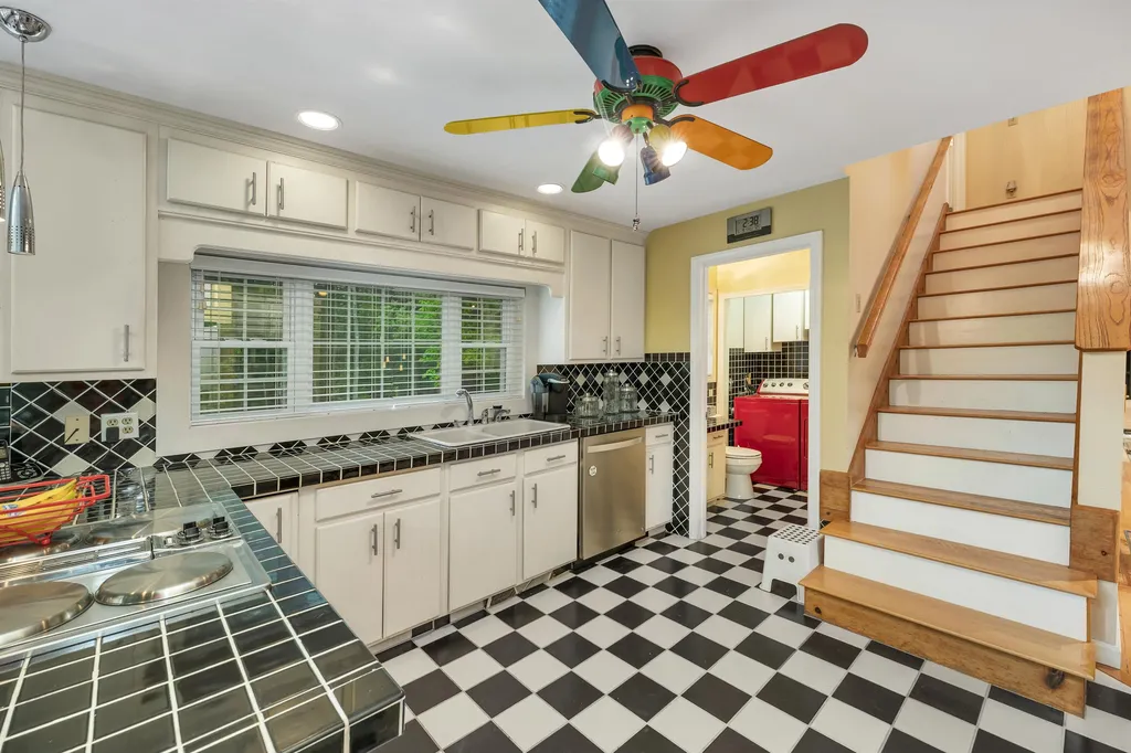 30 Sawyer Road Hampstead NH 03841