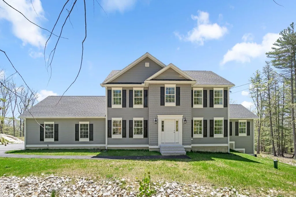 436 New Boston Road Candia NH 03034