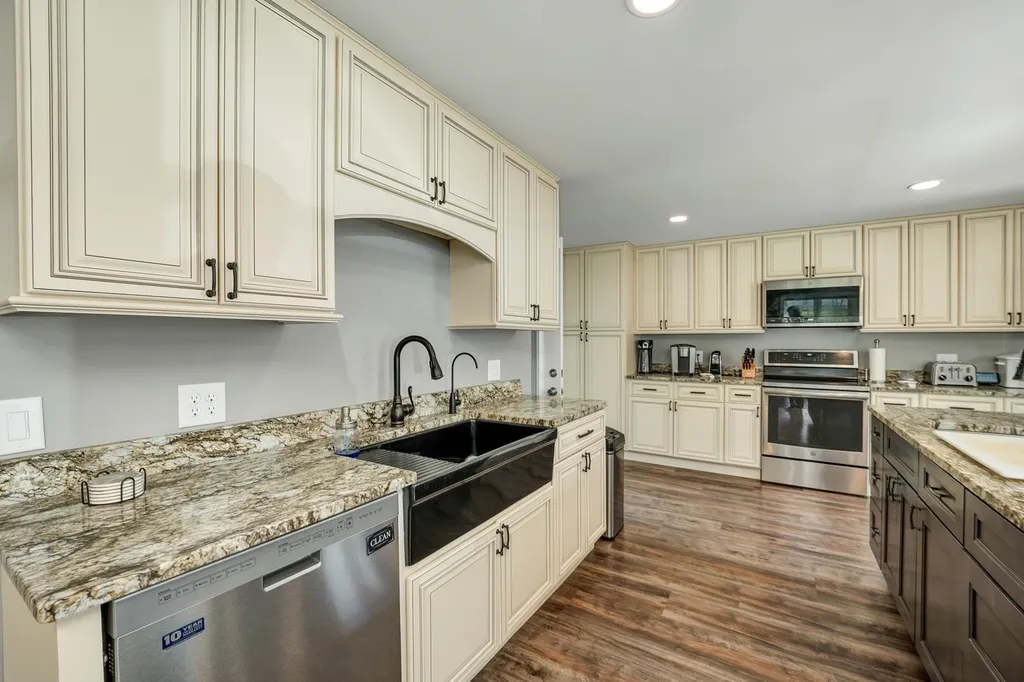 79 Bean Hill Road Northfield NH 03276
