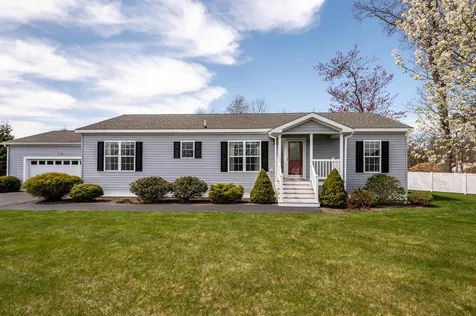 12 Aspen Way North Hampton NH 03862