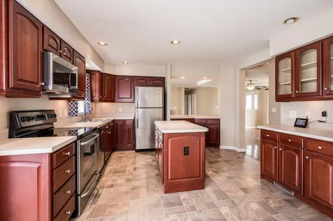 12 Aspen Way North Hampton NH 03862
