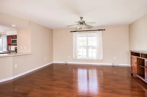 12 Aspen Way North Hampton NH 03862