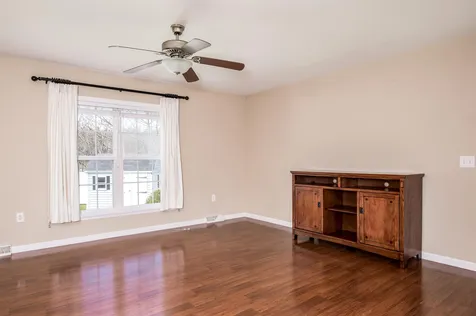 12 Aspen Way North Hampton NH 03862