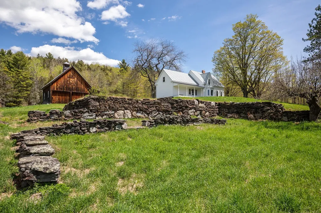 974 East Barnard Road Barnard VT 05031
