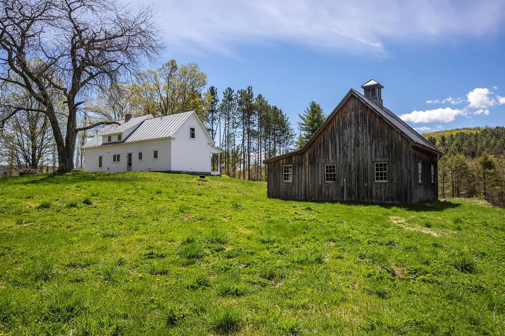 974 East Barnard Road Barnard VT 05031