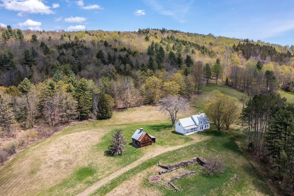 974 East Barnard Road Barnard VT 05031