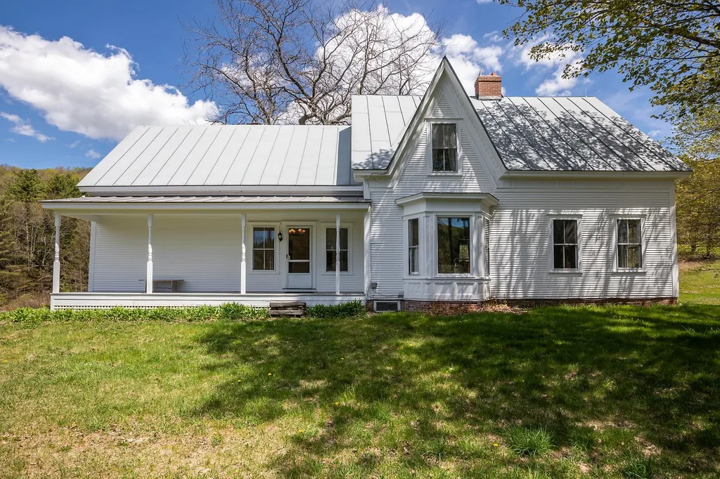 974 East Barnard Road Barnard VT 05031
