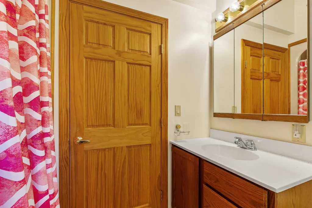 142 South Main Street Colebrook NH 03576