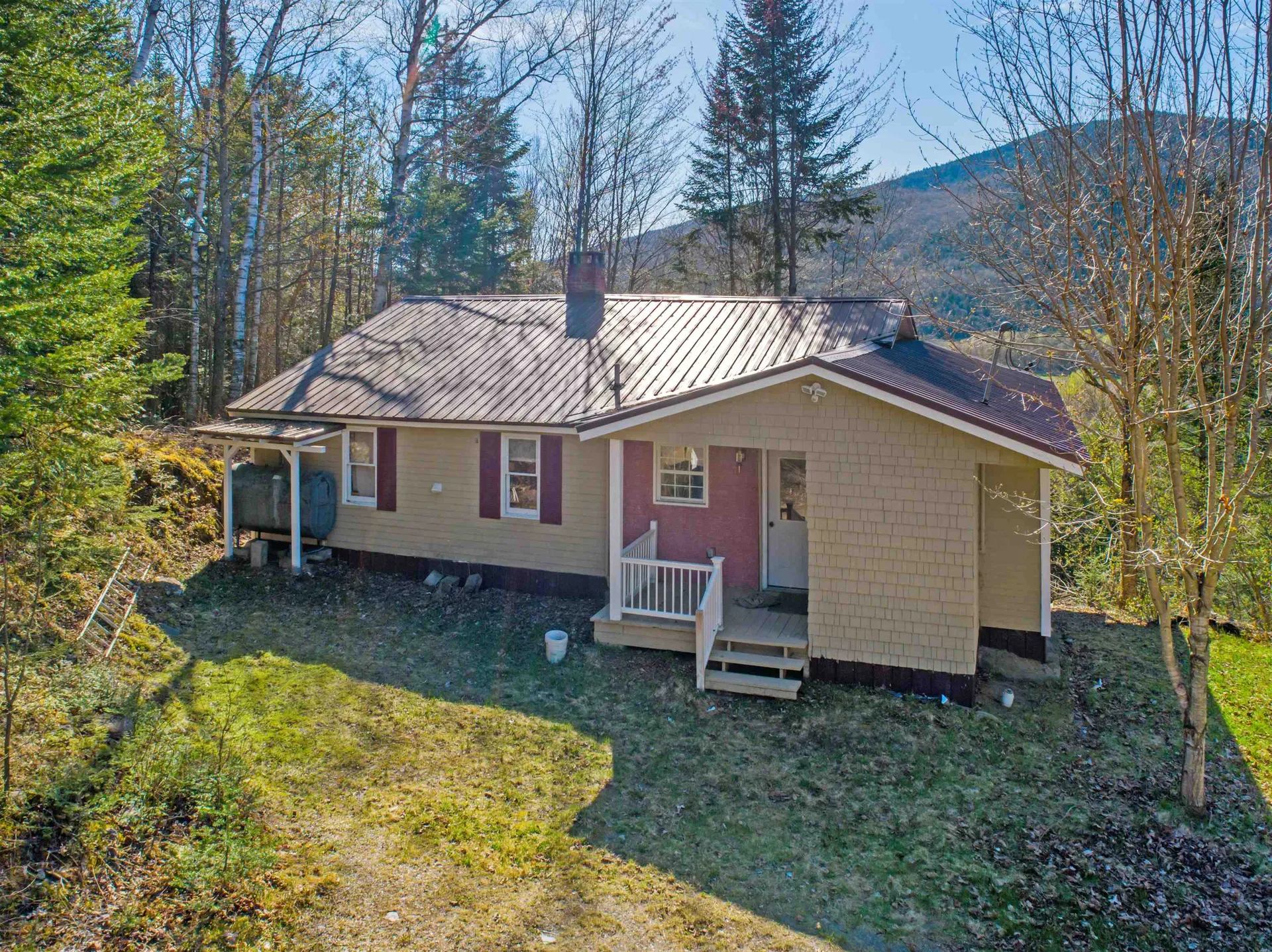 142 South Main Street Colebrook NH 03576
