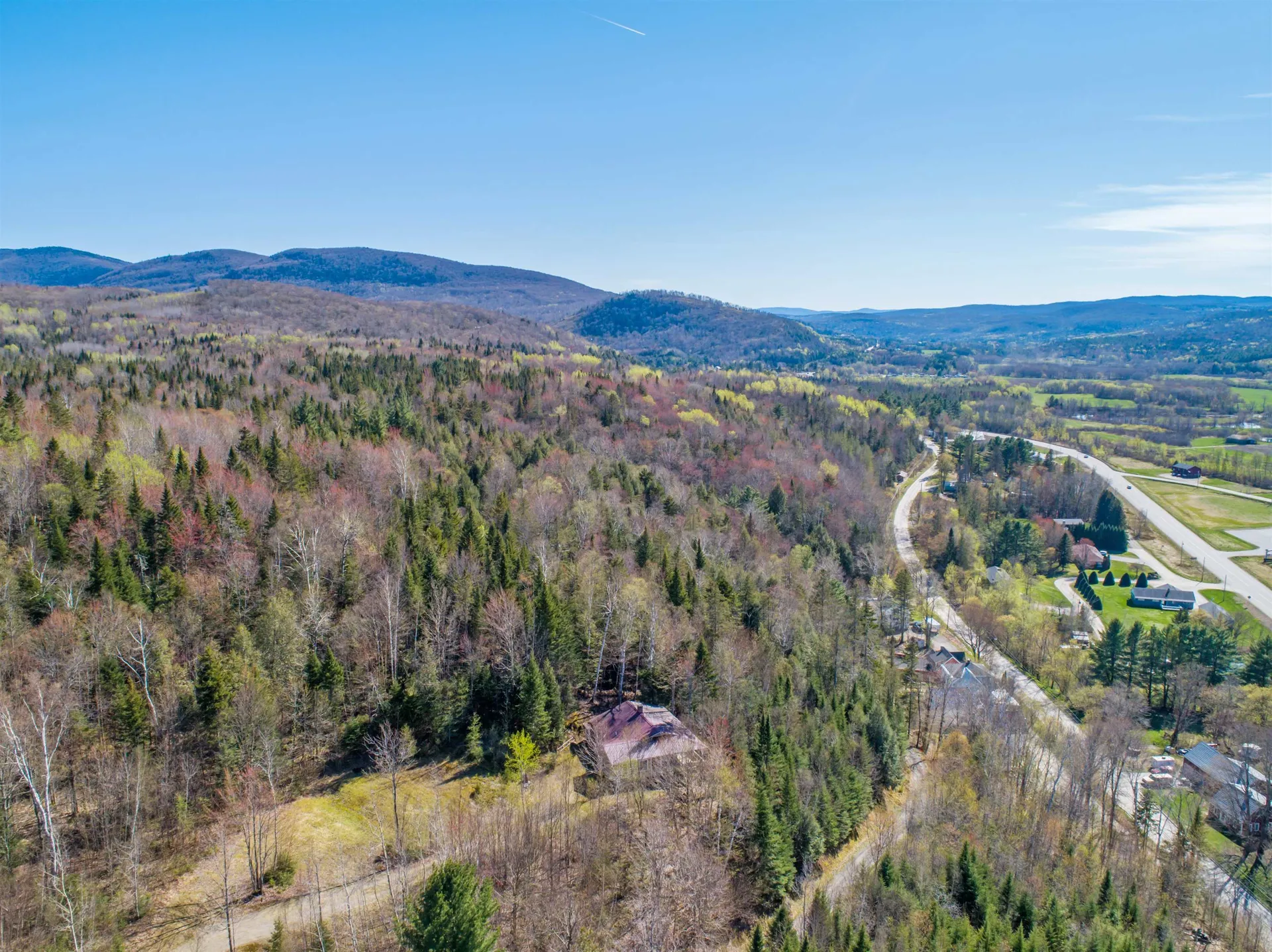 142 South Main Street Colebrook NH 03576
