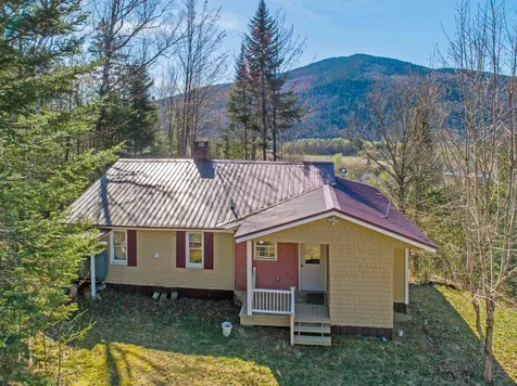 142 South Main Street Colebrook NH 03576