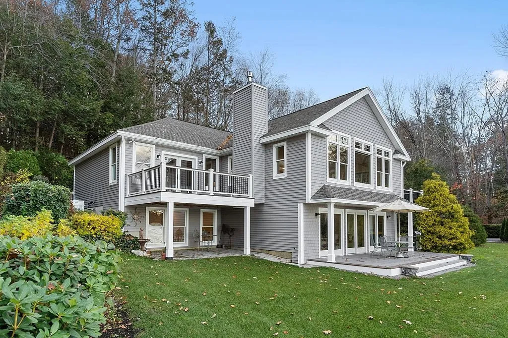 97 W Shore Road Windham NH 03087