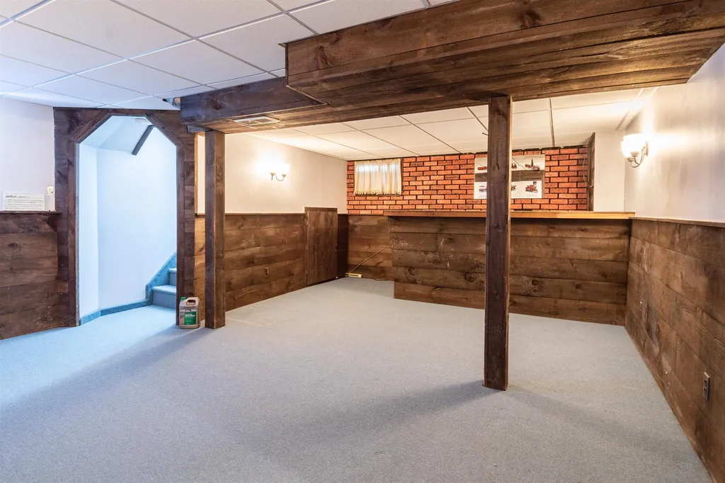 7 Pelham Street Nashua NH 03063
