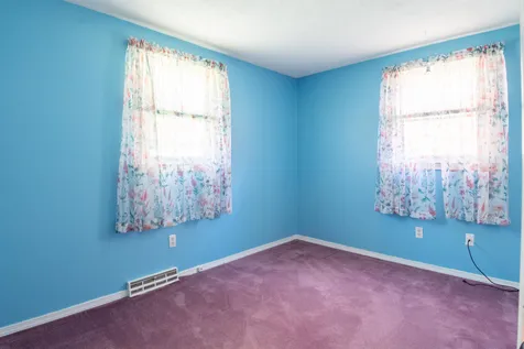 7 Pelham Street Nashua NH 03063