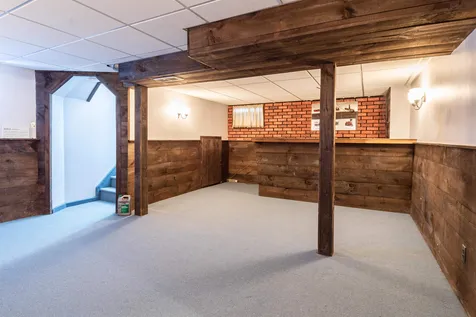 7 Pelham Street Nashua NH 03063
