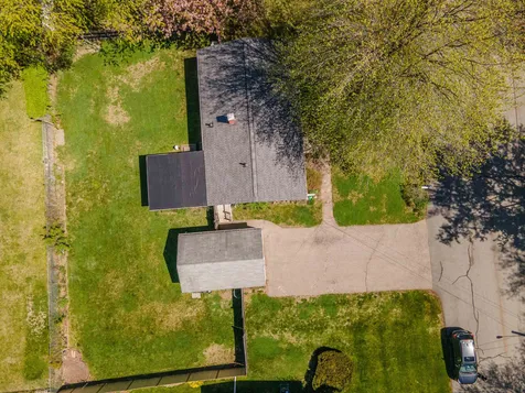 7 Pelham Street Nashua NH 03063