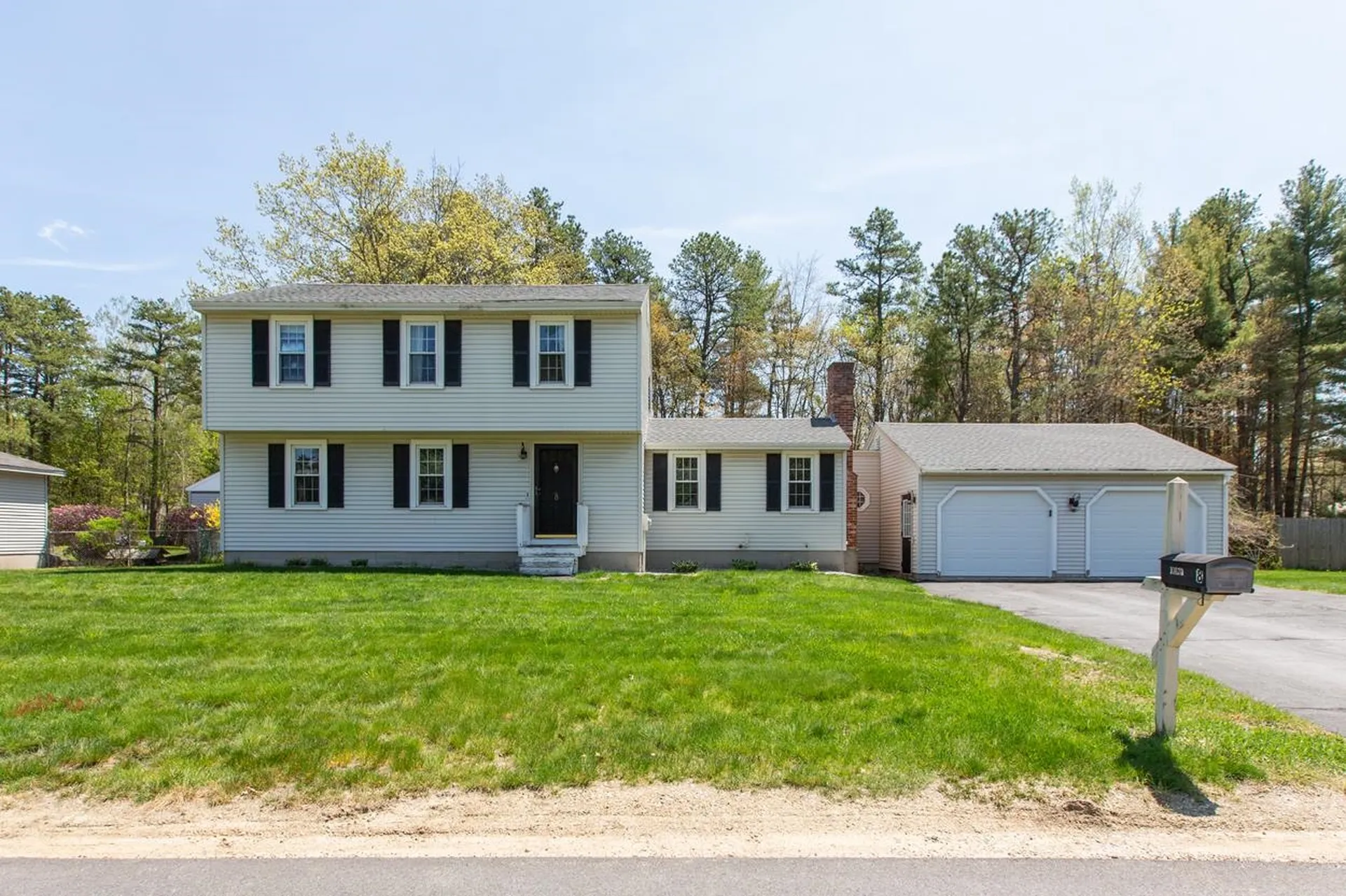 8 Broken Ground Drive Concord NH 03301