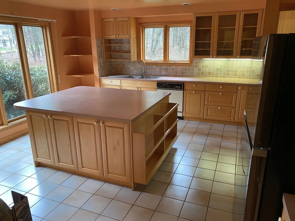 53 Parkhurst Road Merrimack NH 03054