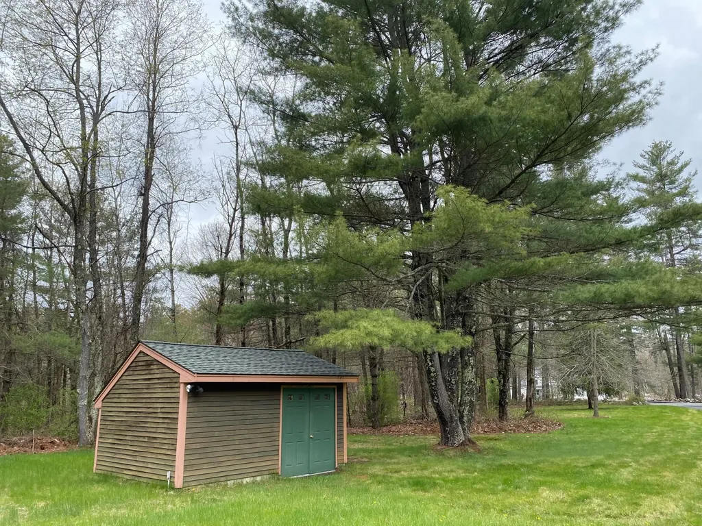 53 Parkhurst Road Merrimack NH 03054