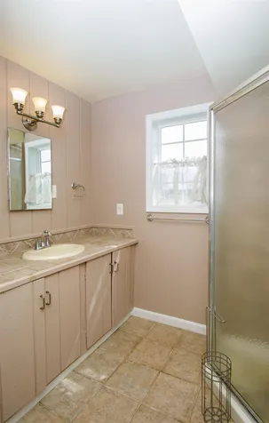 96 Sunset View Lane Isle La Motte VT 05463