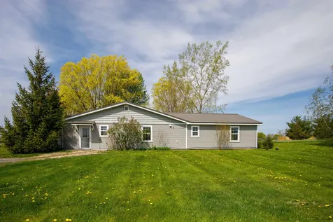 96 Sunset View Lane Isle La Motte VT 05463