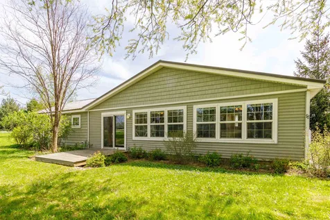 96 Sunset View Lane Isle La Motte VT 05463