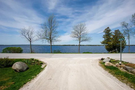 96 Sunset View Lane Isle La Motte VT 05463