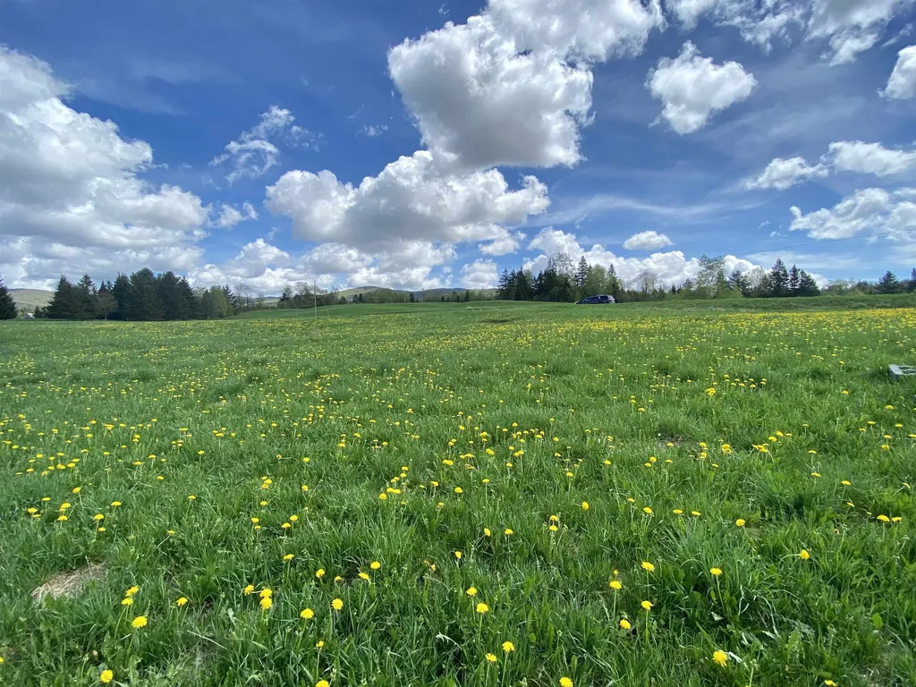 962 Golf Links Road Colebrook NH 03576