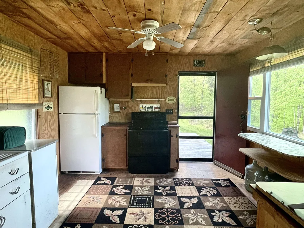 991 Old Post Road Bradford VT 05033