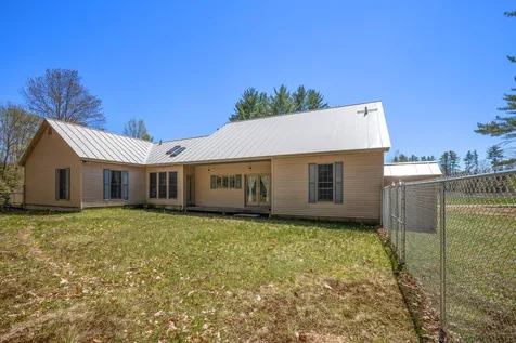 2646 River Road Bridgewater NH 03264