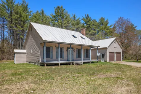 2646 River Road Bridgewater NH 03264