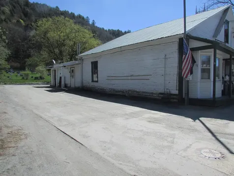 3954 Vt Route 113 Thetford VT 05075