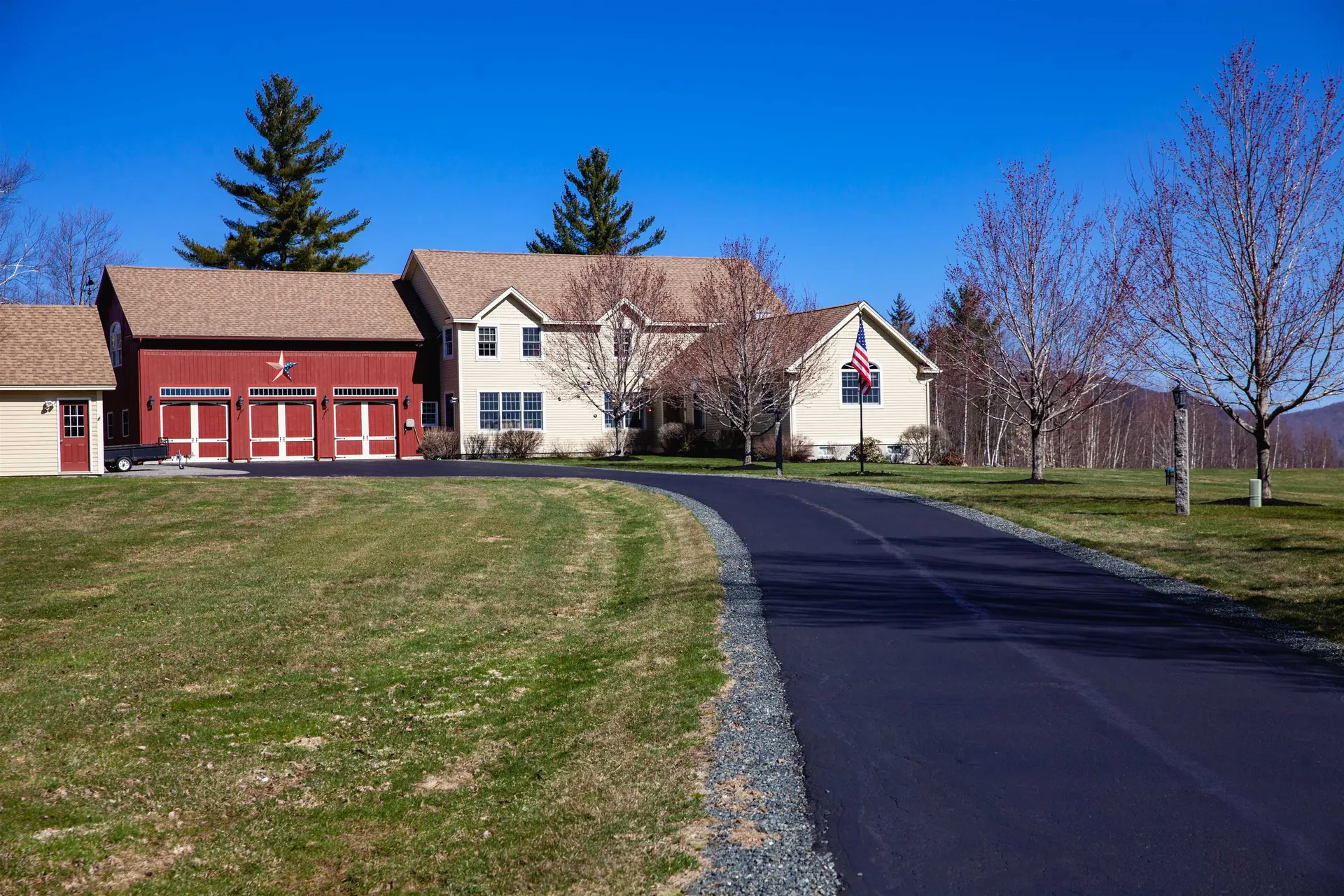 134 Valley View Road Hebron NH 03241-0000