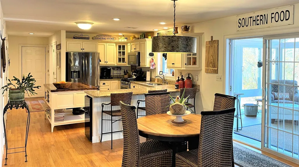 56 Little River Road Kingston NH 03848