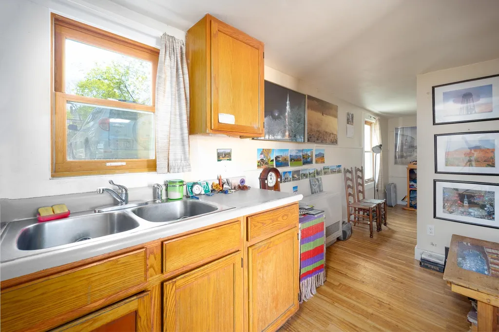 214-216 Pine Street Burlington VT 05401