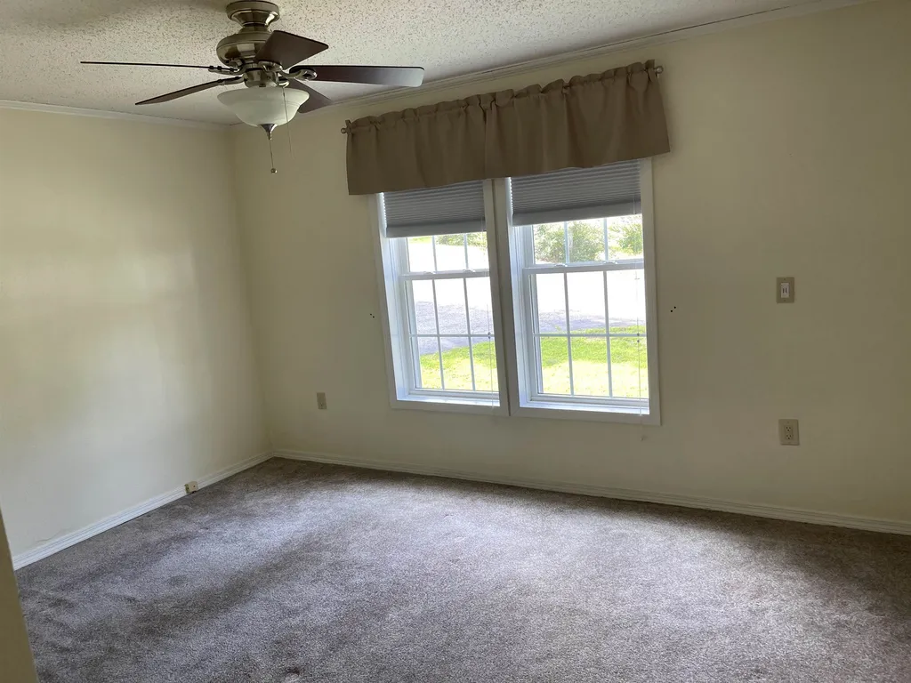 33 Amherst Court Laconia NH 03246
