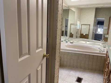 33 Amherst Court Laconia NH 03246