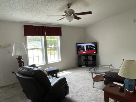 33 Amherst Court Laconia NH 03246