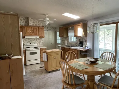 33 Amherst Court Laconia NH 03246