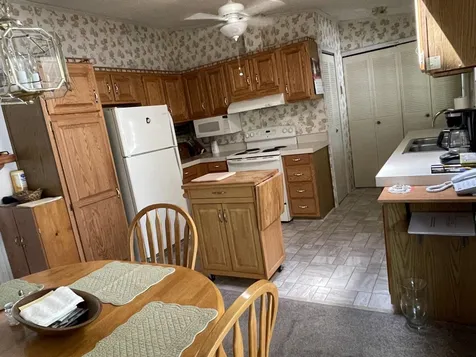 33 Amherst Court Laconia NH 03246