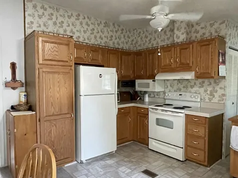 33 Amherst Court Laconia NH 03246
