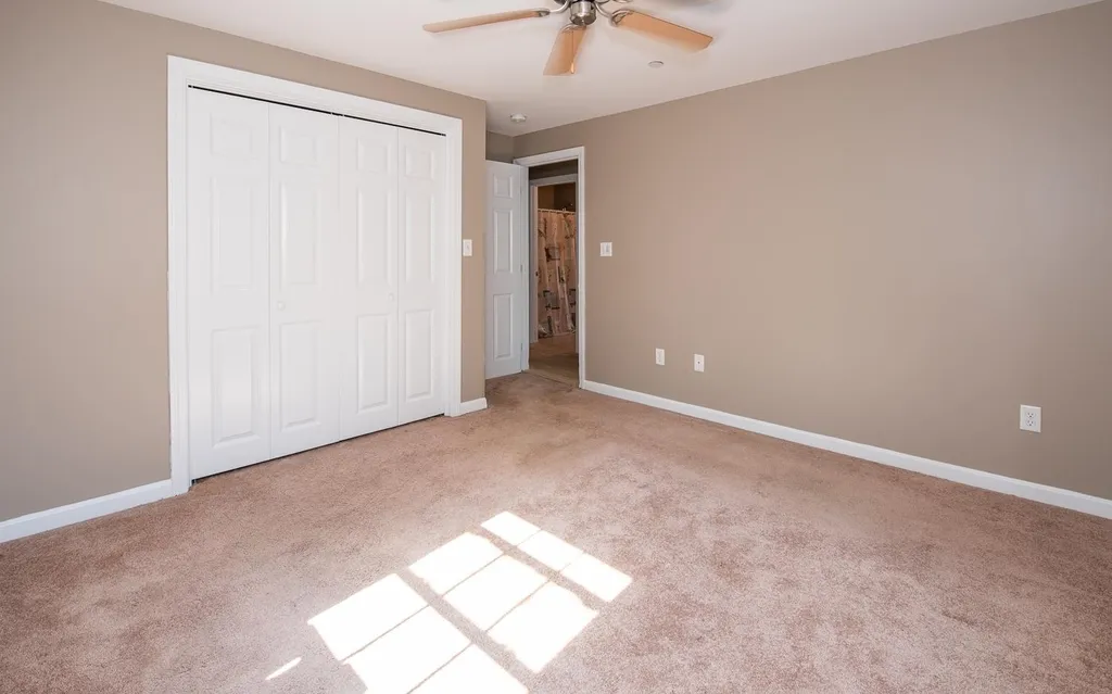 6 Meisner Road Salem NH 03079