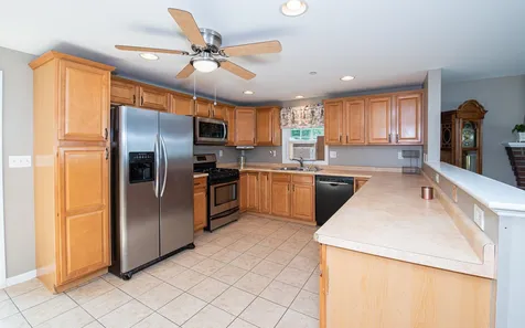6 Meisner Road Salem NH 03079