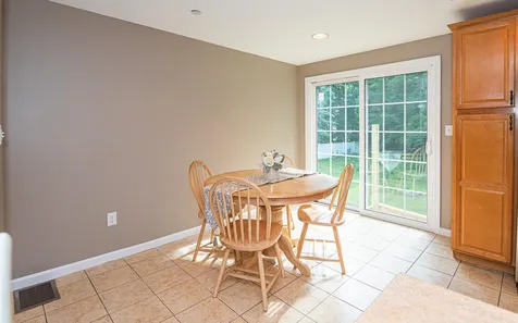 6 Meisner Road Salem NH 03079